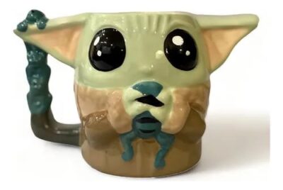 TAZA 3D BABY YODA RANA